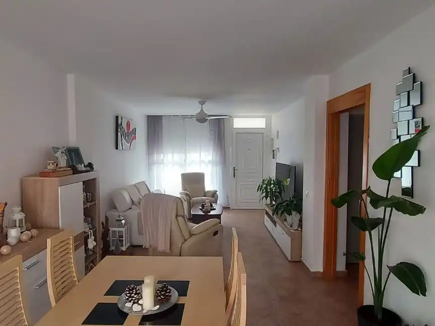 Reihenhaus zum Verkauf in Alcalde José Idrag 46, imagen 5