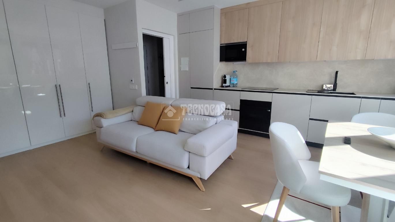 Sala d'estar de Pis en venda en  Madrid Capital amb Aire condicionat, Calefacció i Terrassa