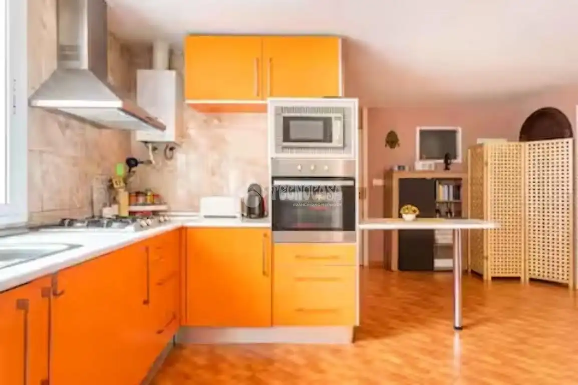 Cocina de Piso en venta en Alicante / Alacant con Aire acondicionado y Balcón