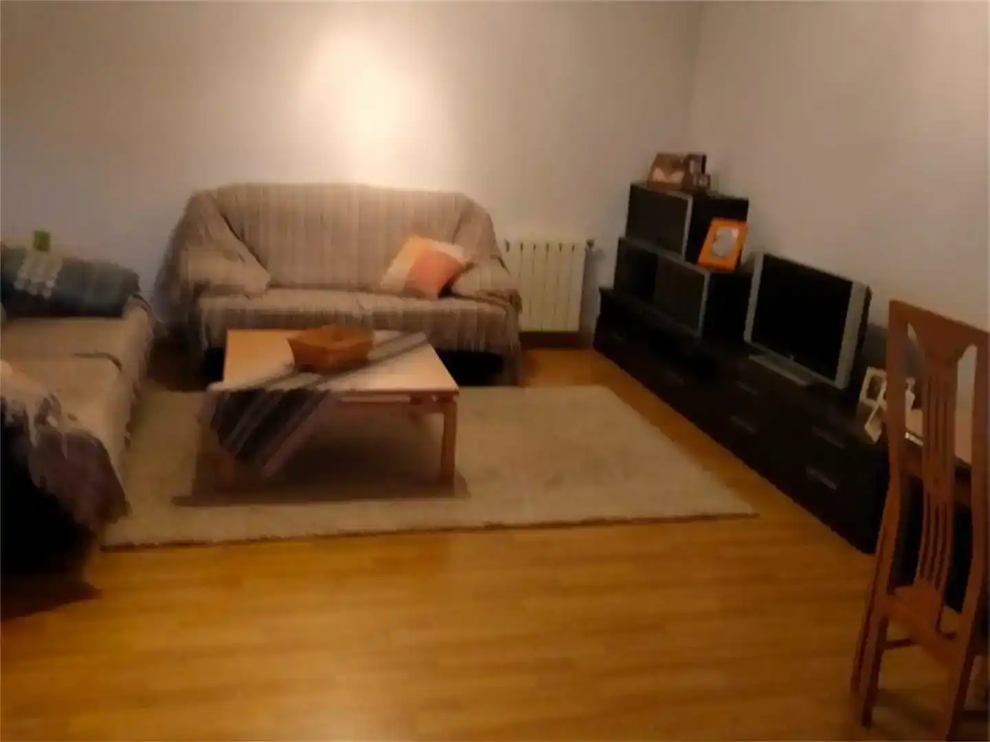 Sala de estar de Casa o chalet en venta en Otero con Jardín privado, Parquet y Trastero