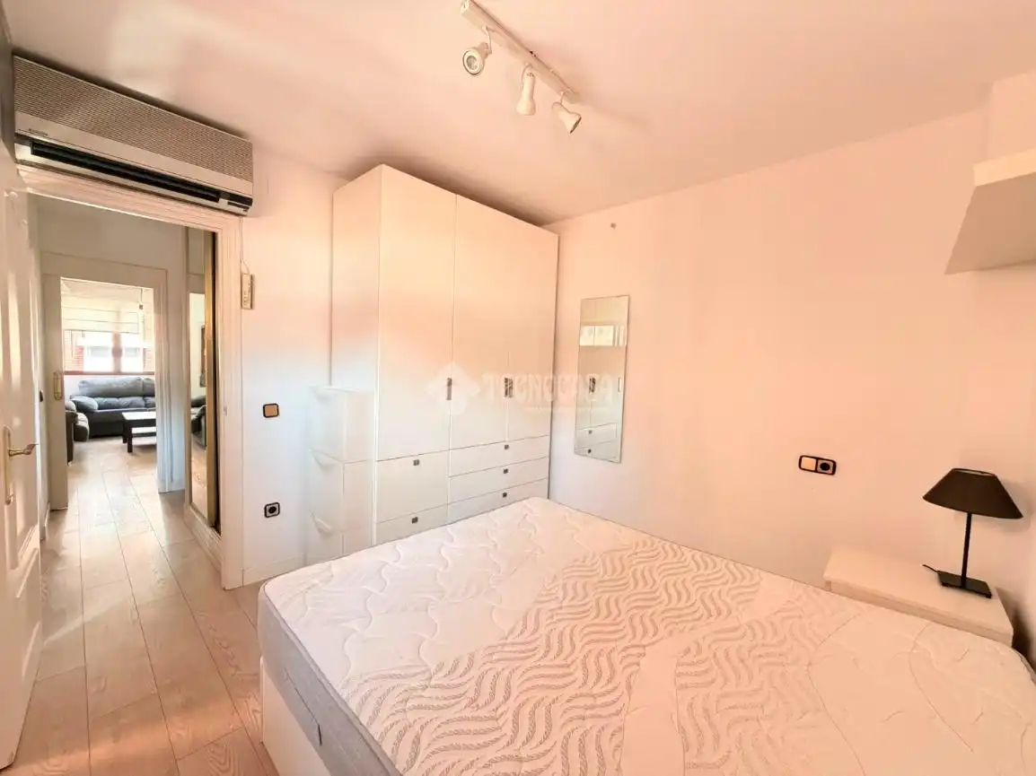 Habitación de Piso en venta en Madrid con Aire acondicionado y Amueblado