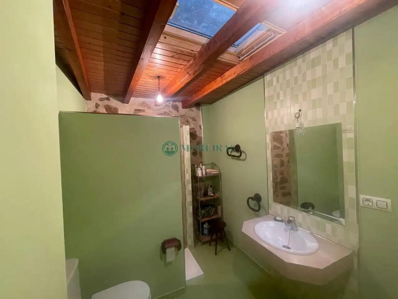Bathroom of Houses for sale in Ourense Capital   with Heating and Private garden