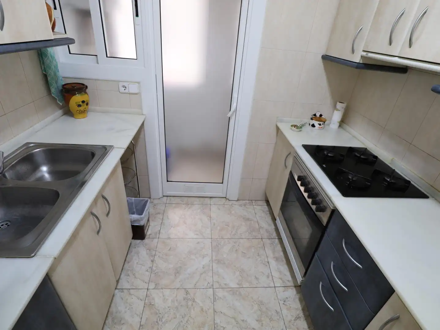 Kitchen of Flat for sale in Esplugues de Llobregat  with Air Conditioner, Heating and Terrace