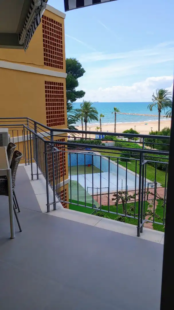 Piscina de Apartament de lloguer en Benicasim / Benicàssim amb Aire condicionat, Calefacció i Jardí privat
