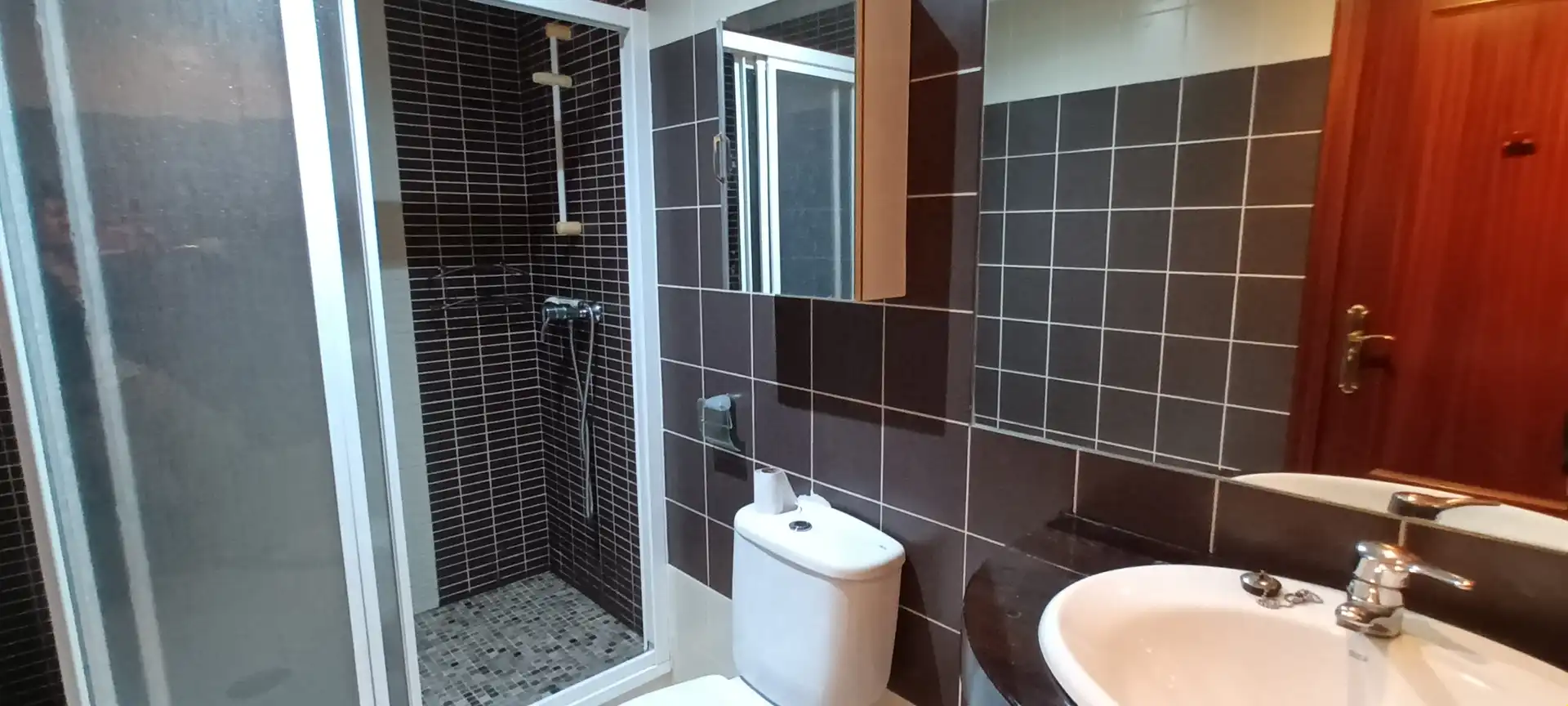 Bathroom of Flat for sale in Vigo   with Storage room and Balcony