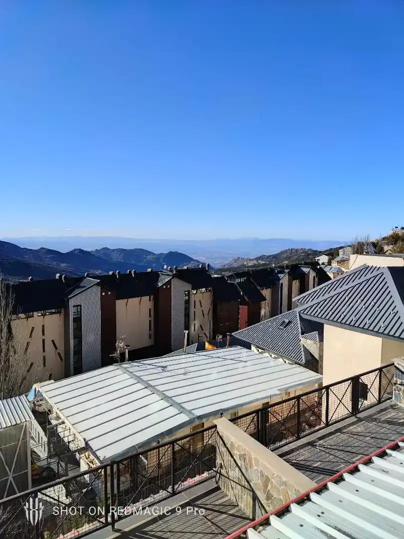 Vista exterior de Pis en venda en Sierra Nevada amb Parquet, Traster i Moblat