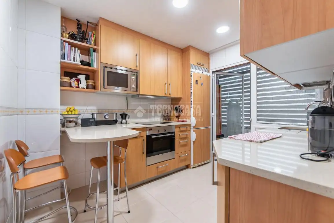 Kitchen of Flat for sale in Madrid  with Air Conditioner, Heating and Parquet flooring