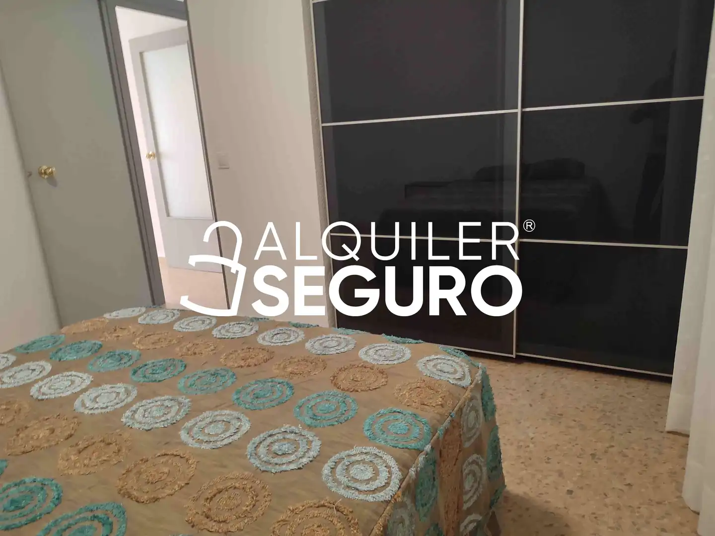 Bedroom of Flat for rent in Zaragoza  with Heating, Terrace and Storage room