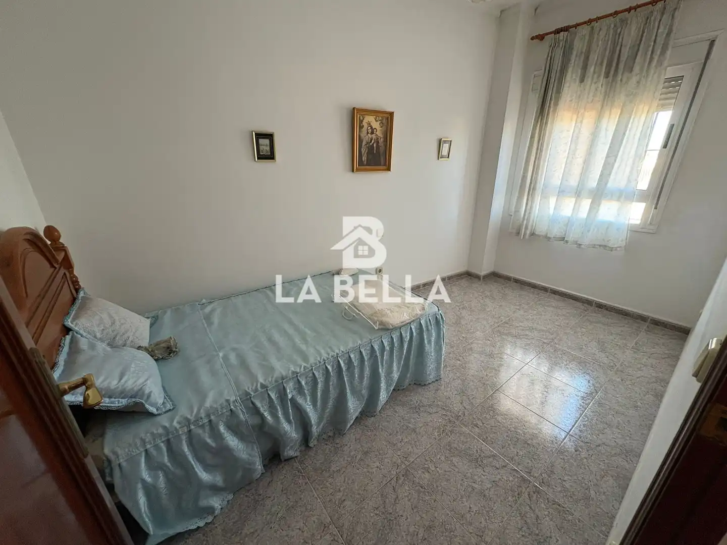 Dormitori de Casa o xalet en venda en Sevilla amb Aire condicionat, Terrassa i Moblat