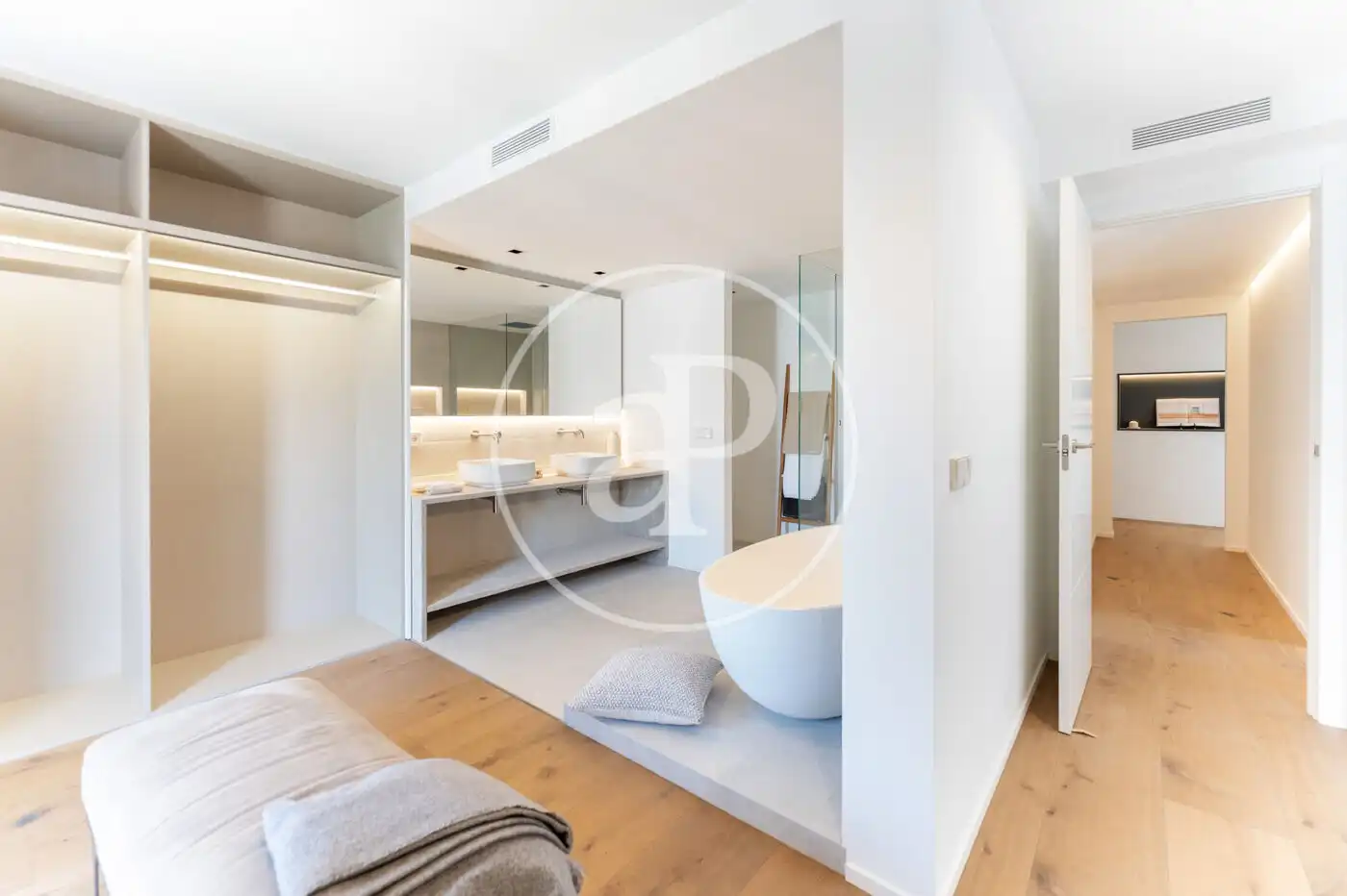 Bathroom of Flat for sale in  Palma de Mallorca  with Air Conditioner, Heating and Terrace