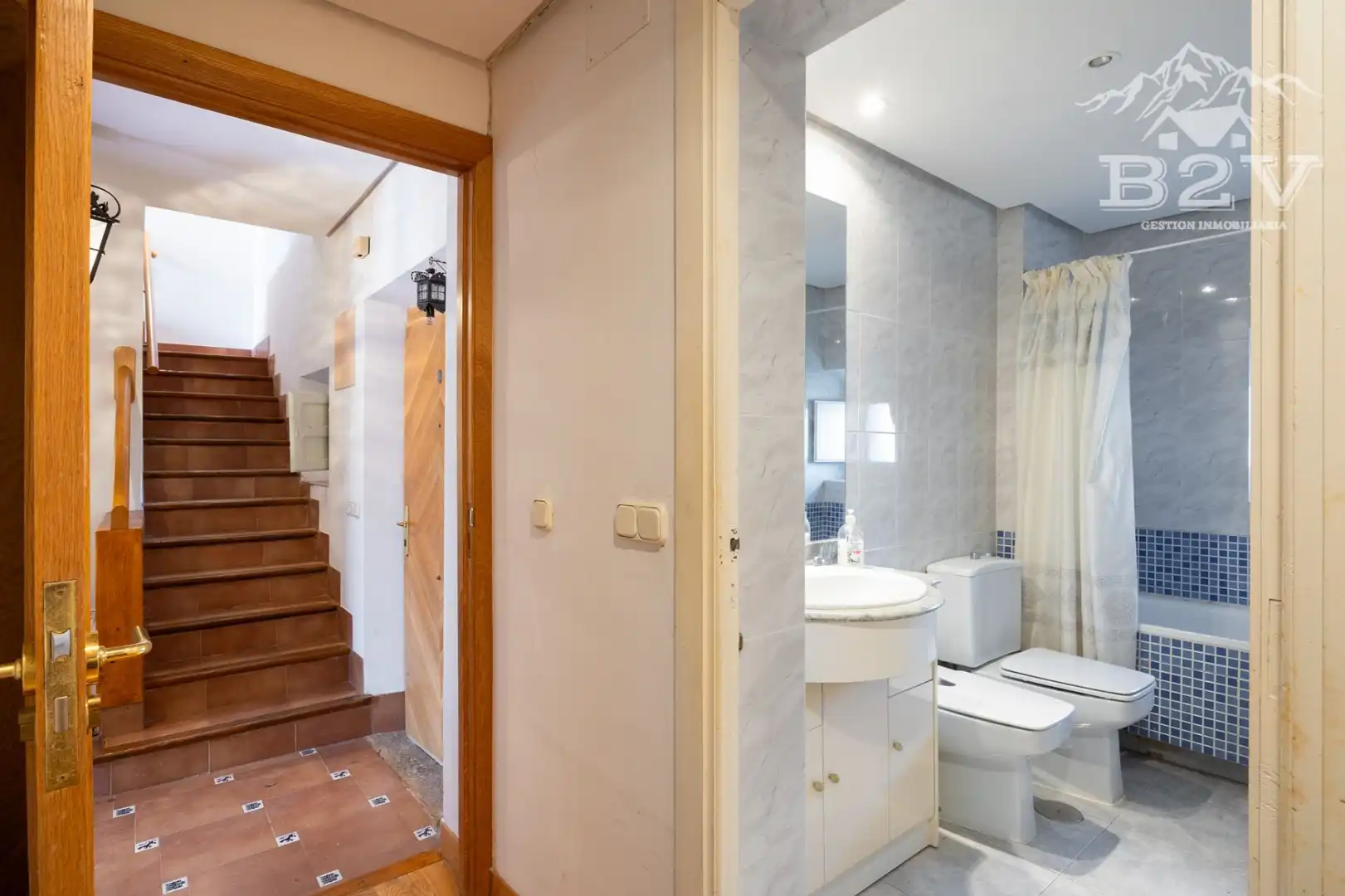 Baño de Casa o chalet en venta en Alameda del Valle con Calefacción, Jardín privado y Terraza