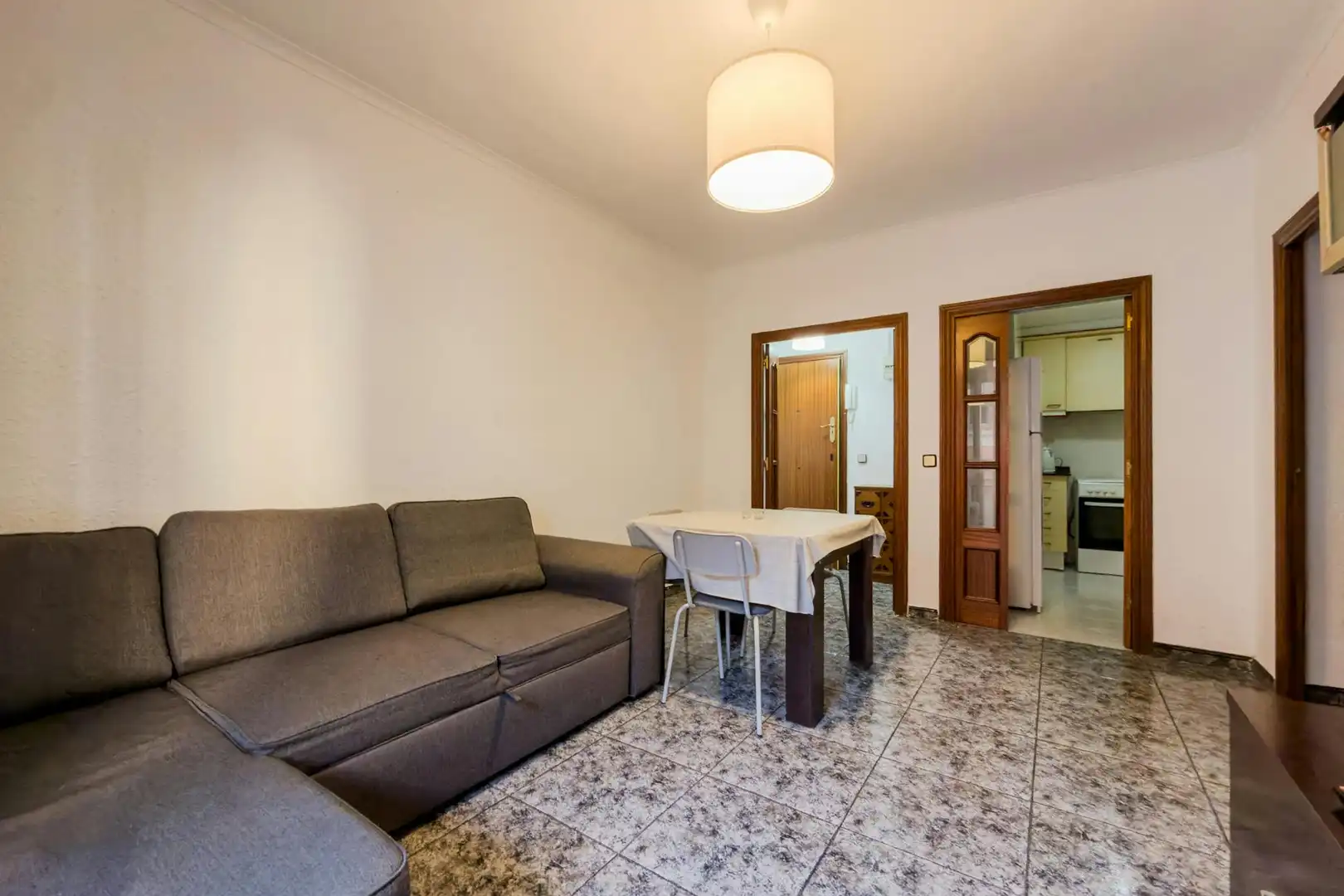 Sala d'estar de Pis de lloguer en Barcelona amb Calefacció, Rentadora i TV
