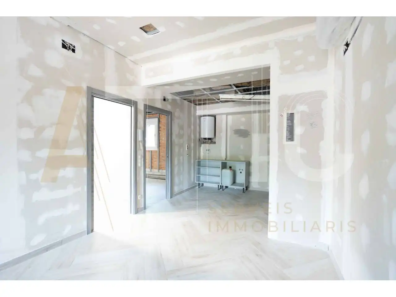 Flat for sale in Sabadell  with Air Conditioner