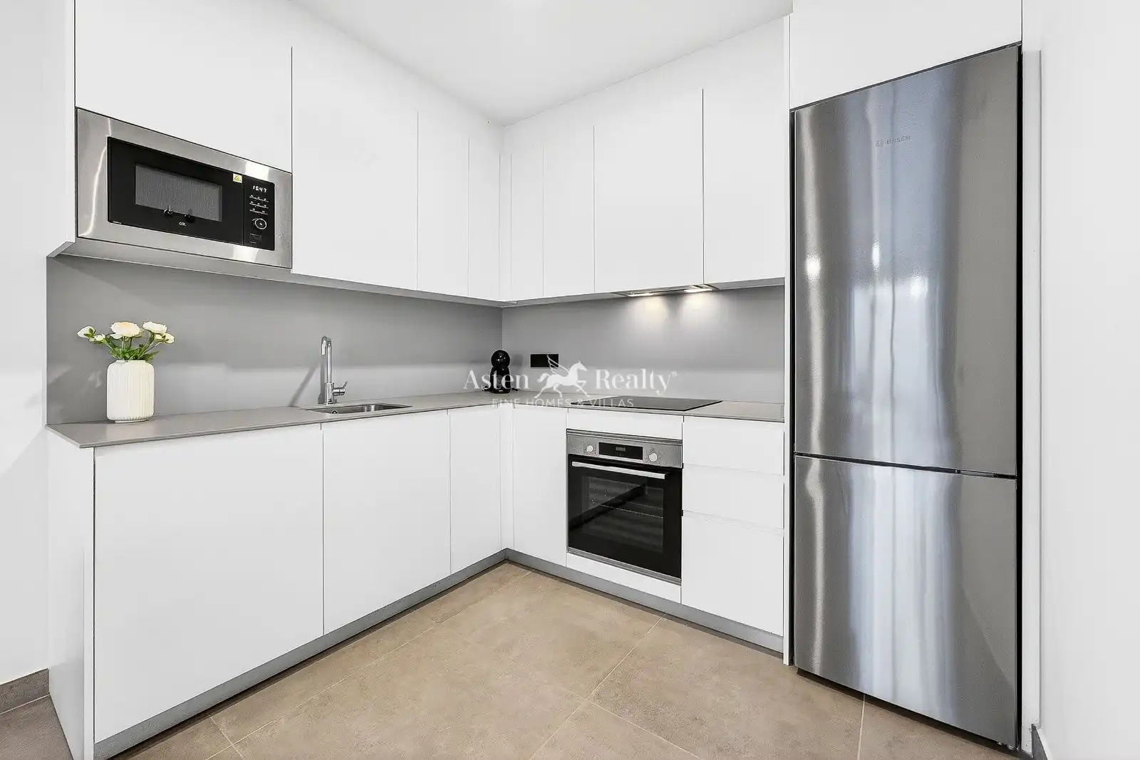 Cuina de Apartament en venda en Adeje amb Aire condicionat, Terrassa i Traster