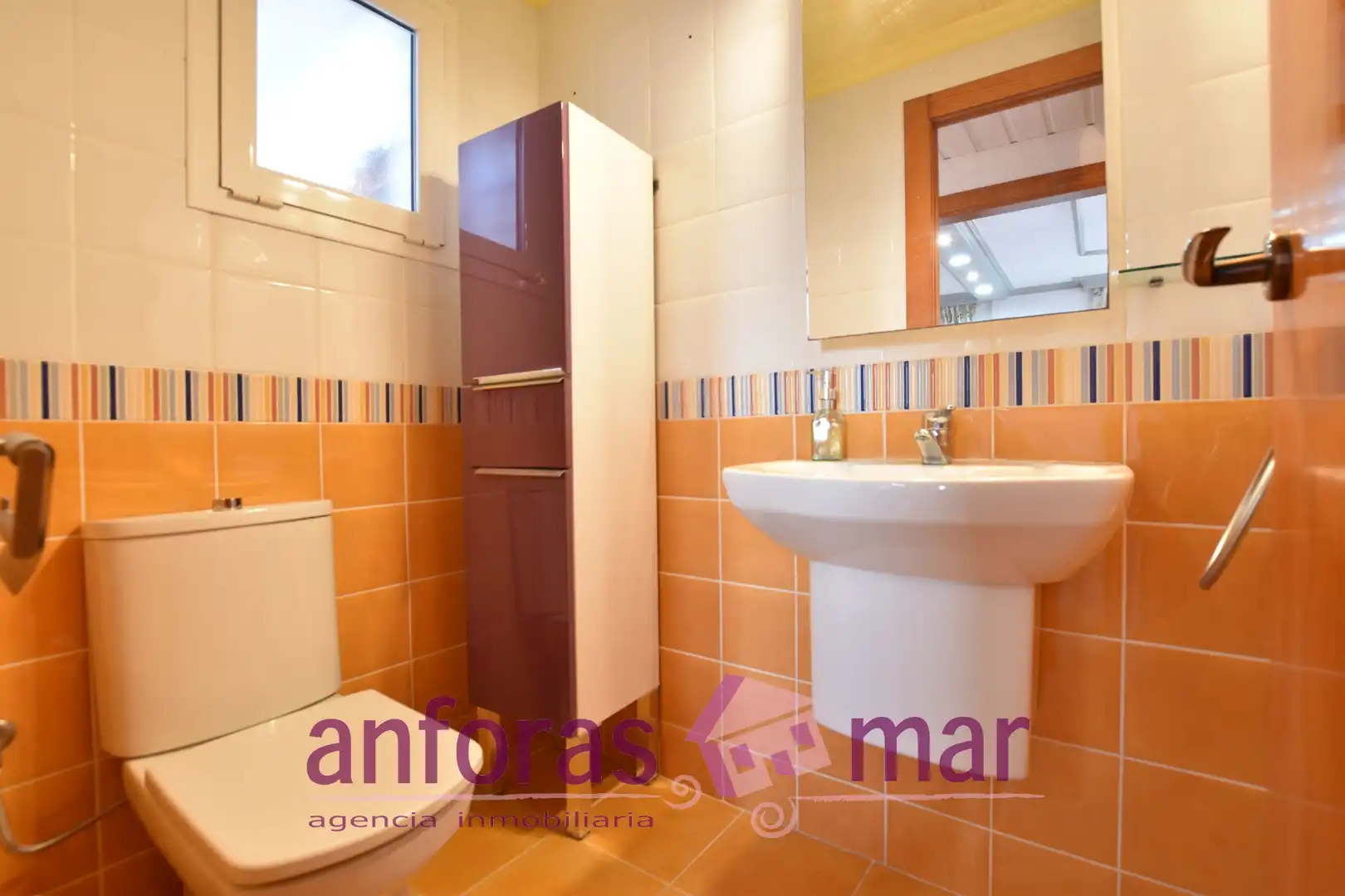 Badezimmer von Wohnung zum Verkauf in La Canonja mit Klimaanlage, Heizung und Terrasse