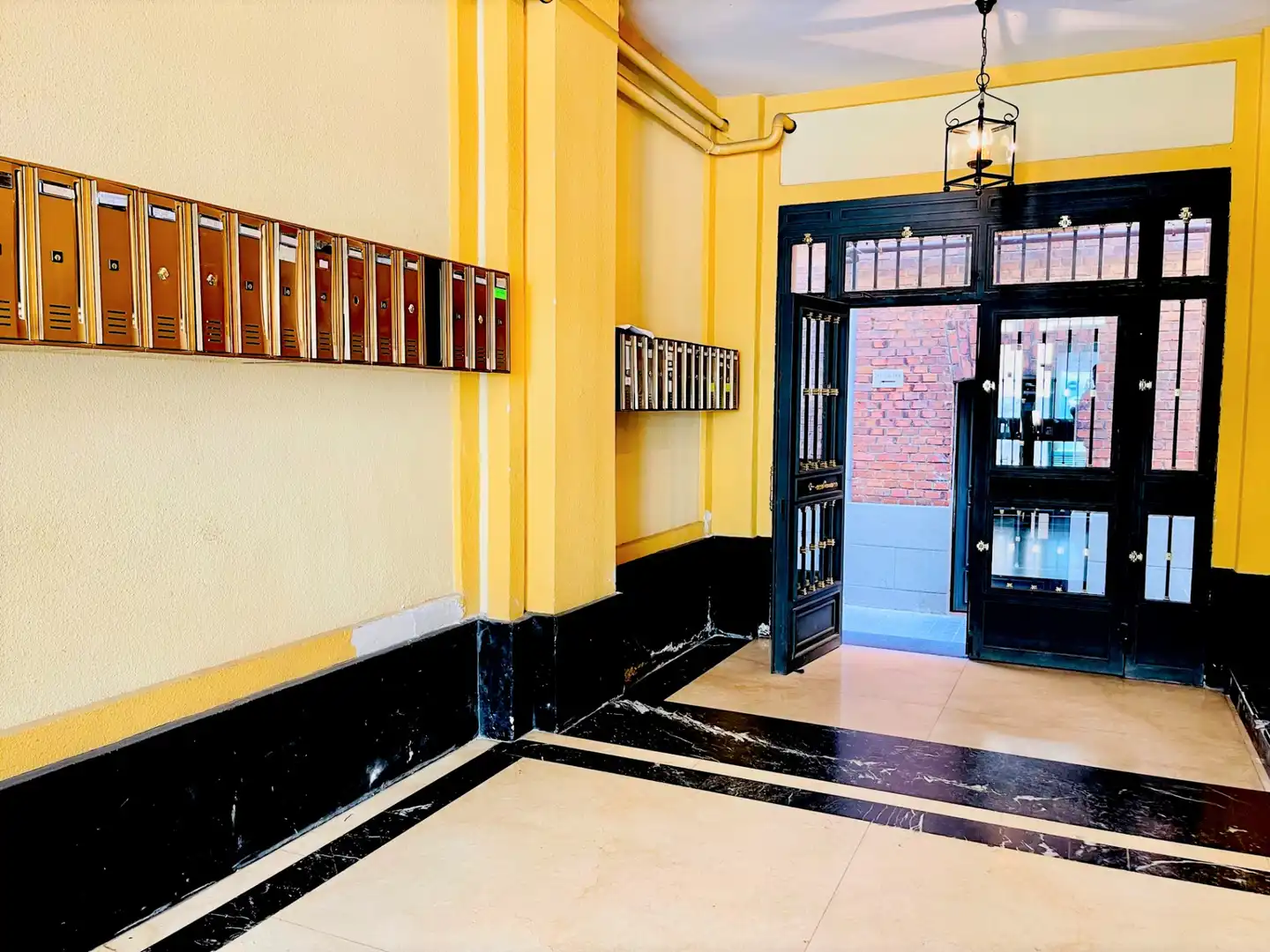Oficina de lloguer a Calle del Carnero, 1, Embajadores - Lavapiés