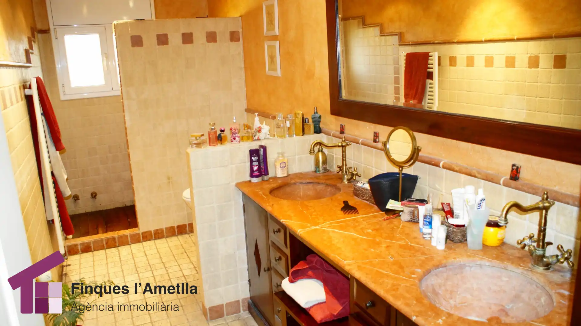 Bany de Casa o xalet en venda en L'Ametlla del Vallès amb Aire condicionat, Calefacció i Jardí privat
