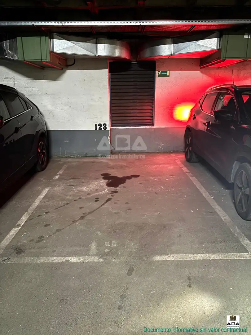 Parking of Garage for sale in Madrid