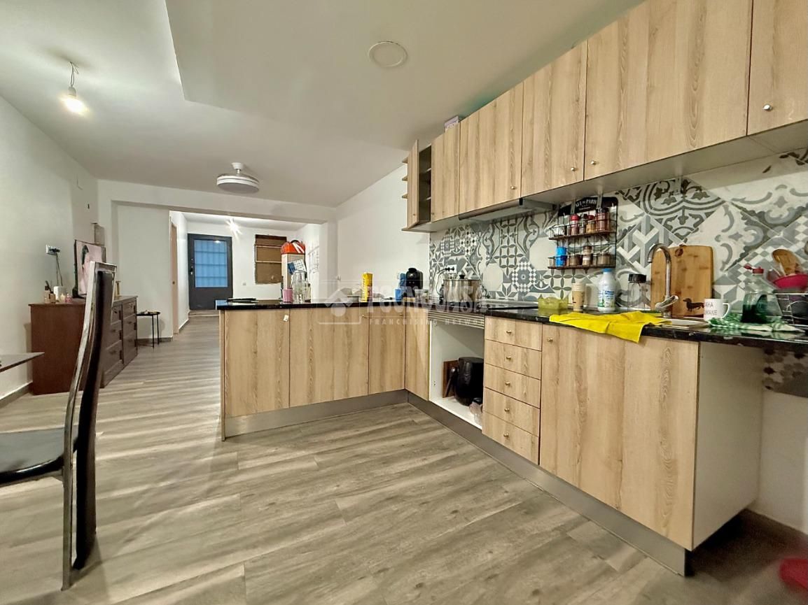 Cuina de Pis en venda en Santa Coloma de Gramenet amb Moblat