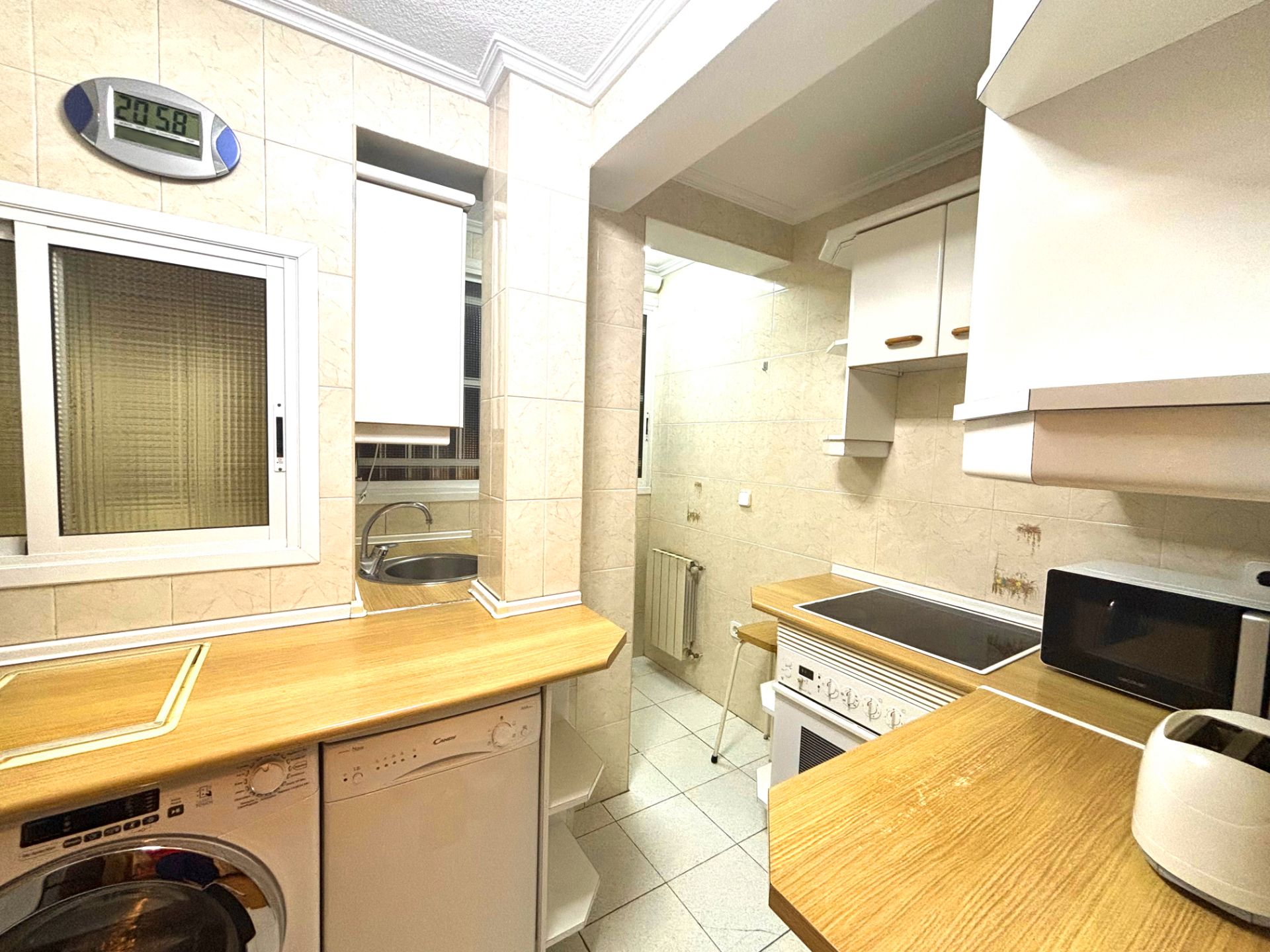 Kitchen of Flat for sale in  Madrid Capital  with Heating, Parquet flooring and Terrace