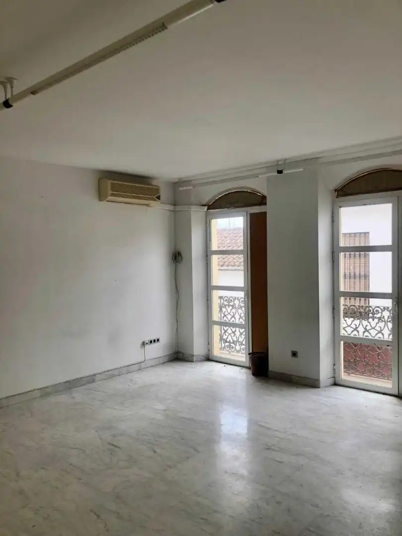 Habitación de Oficina en venta en La Carolina