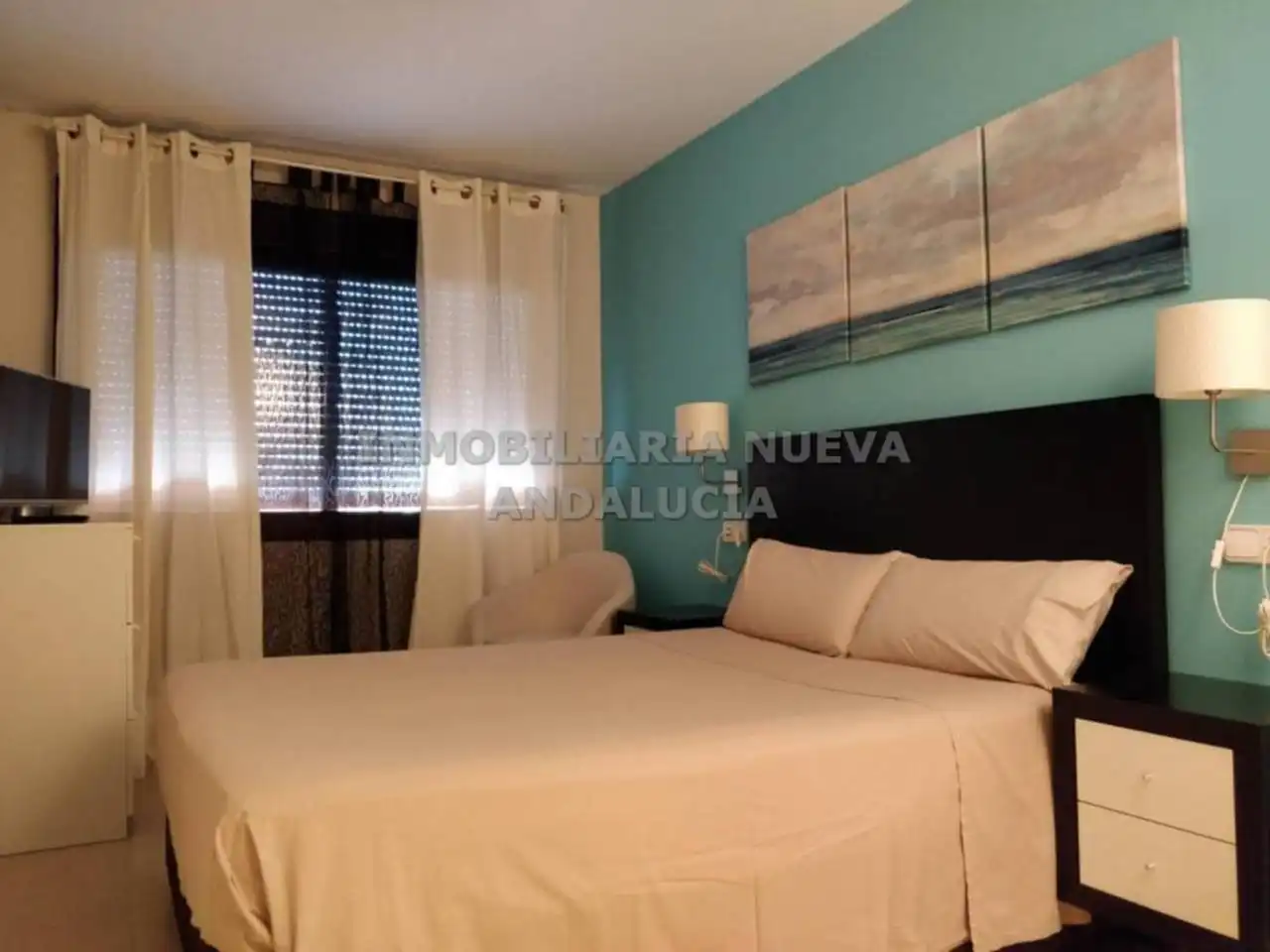 Habitación de Piso de alquiler en Almería con Aire acondicionado, Terraza y Amueblado