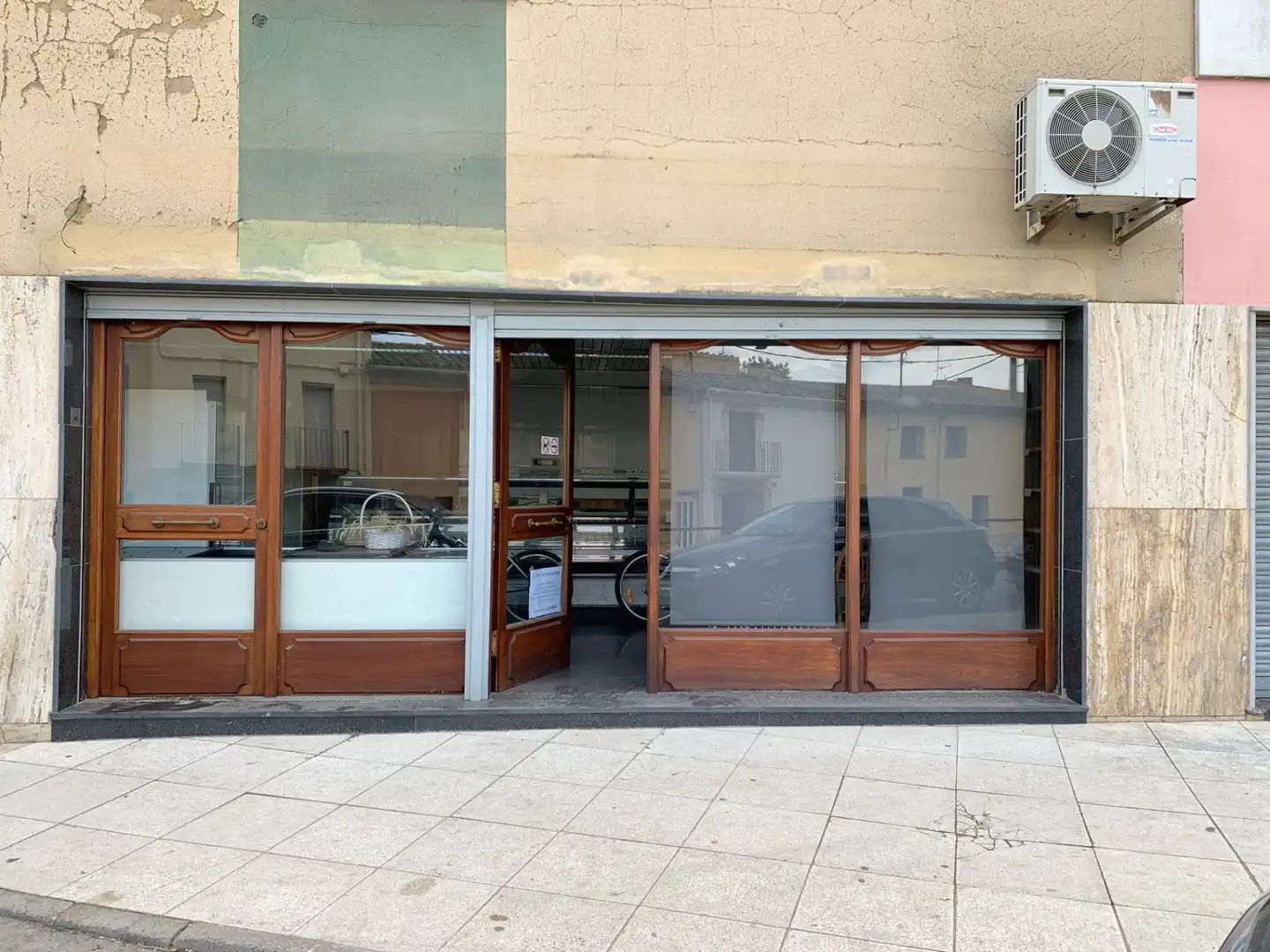 Local comercial en venta en La Bisbal d'Empordà, imagen 9