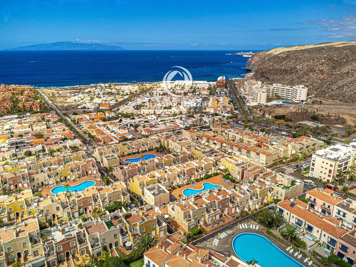 Vista exterior de Apartamento en venta en Arona con Jardín privado, Terraza y Piscina