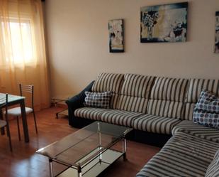 Living room of Flat to rent in Villarcayo de Merindad de Castilla la Vieja  with Heating, Terrace and Furnished