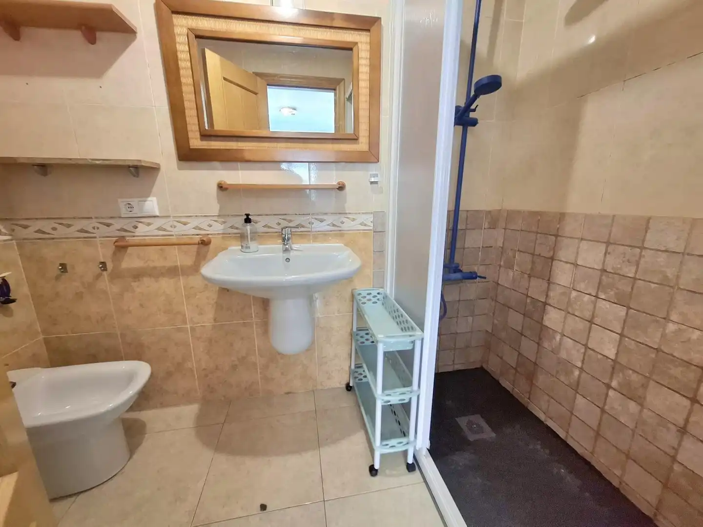 Bany de Pis en venda en Oropesa del Mar / Orpesa amb Aire condicionat, Balcó i Piscina comunitària