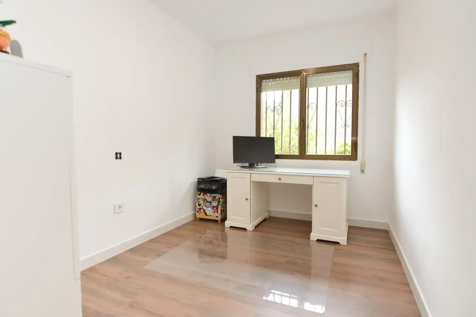 Bedroom of Houses for sale in Casarrubios del Monte  with Air Conditioner, Heating and Private garden