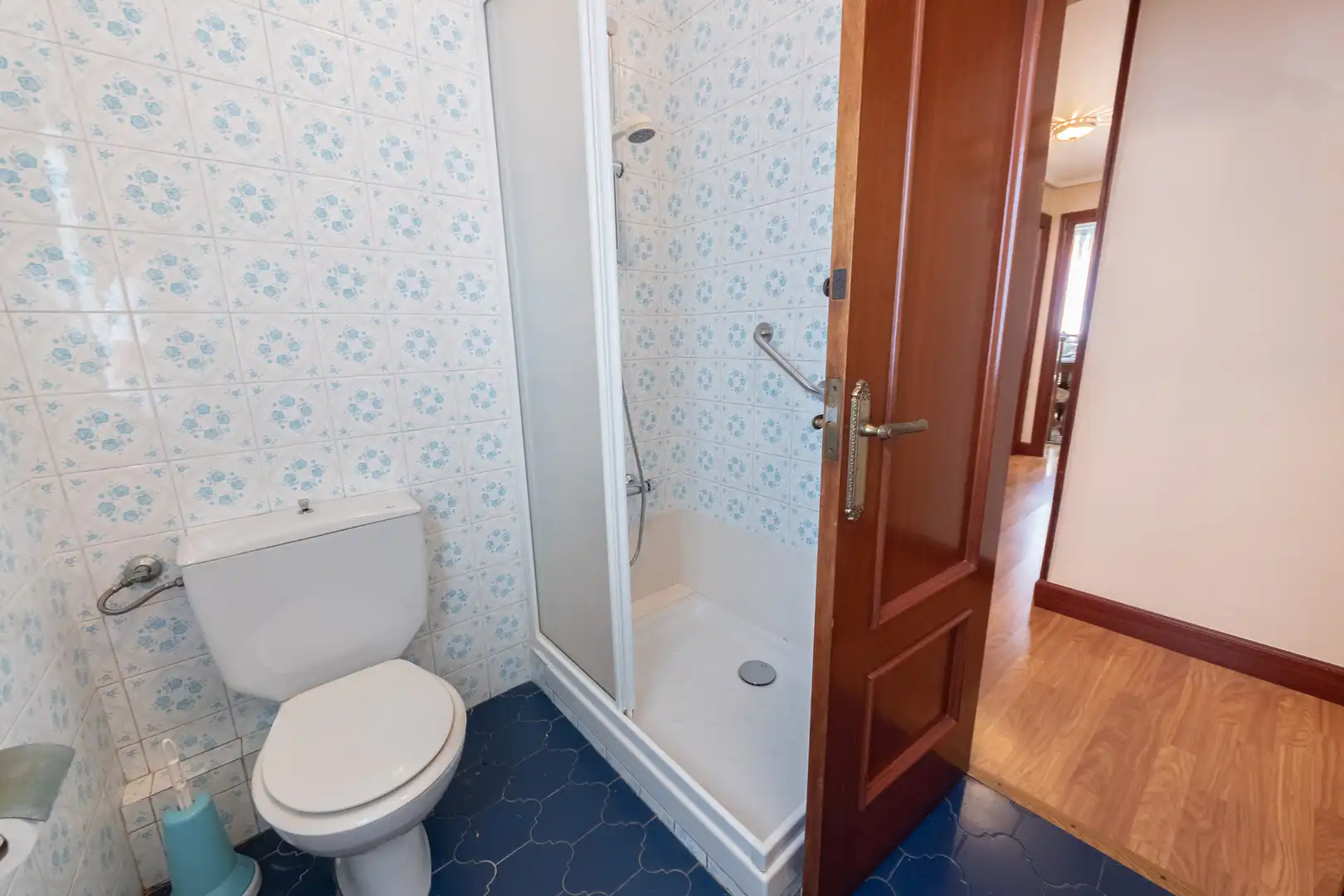 Baño de Piso en venta en Bilbao  con Amueblado y Balcón