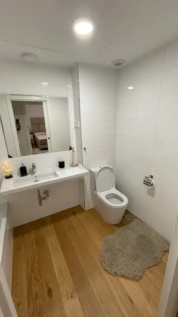 Baño de Apartamento en venta en Mijas con Aire acondicionado, Calefacción y Parquet