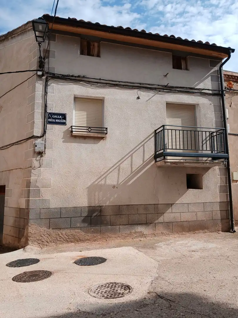Vista exterior de Casa o chalet en venta en Villaverde de Rioja