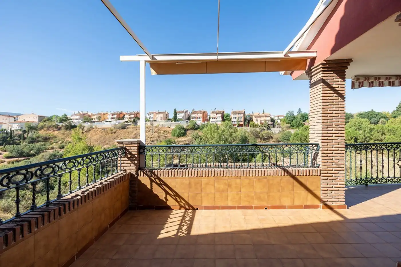 Chalet con piscina en venta en Calle del Abedul, imagen 20