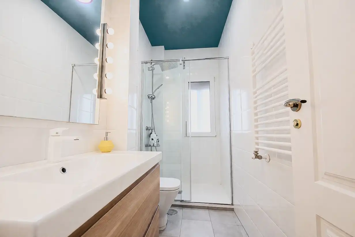 Baño de Piso en venta en Madrid con Aire acondicionado, Trastero y Amueblado