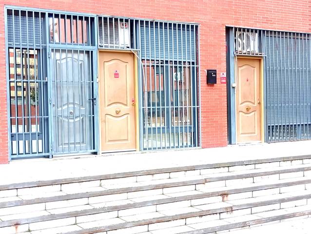 Planta baja en Venta en Calle Ordicia en Orcasitas