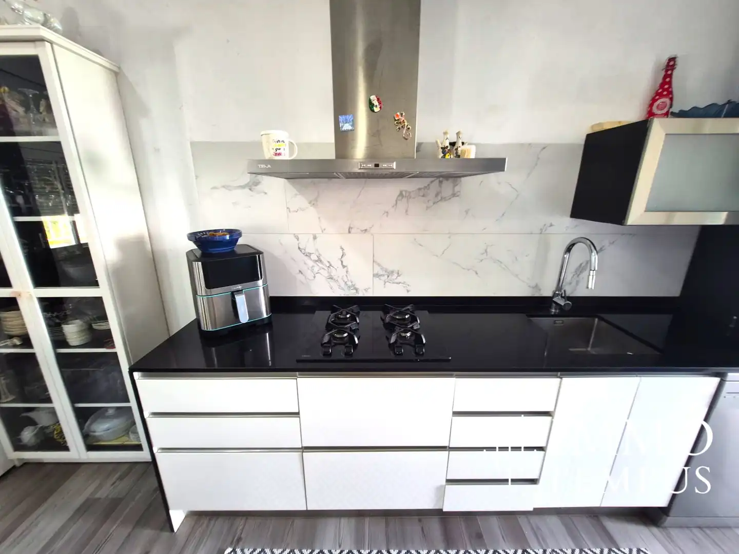 Kitchen of Flat for sale in Terrassa  with Parquet flooring, Terrace and Oven
