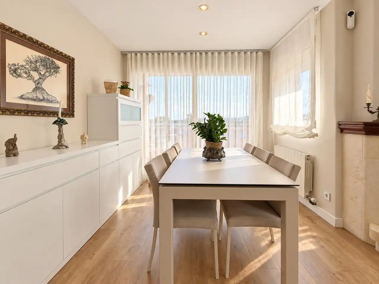 Dining room of Flat for sale in Centre - Sant Oleguer