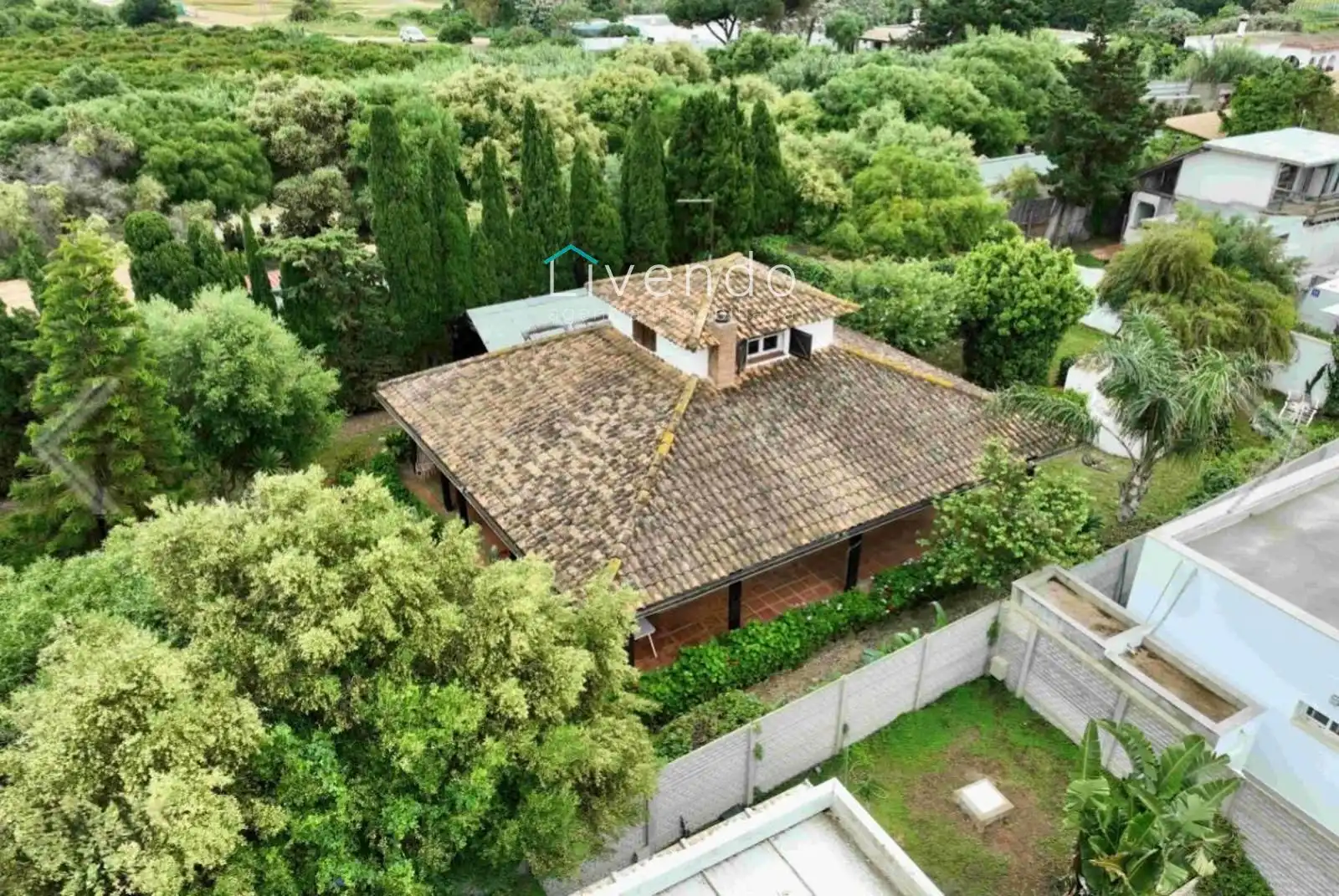 Vista exterior de Casa o xalet en venda en Vejer de la Frontera amb Aire condicionat i Moblat