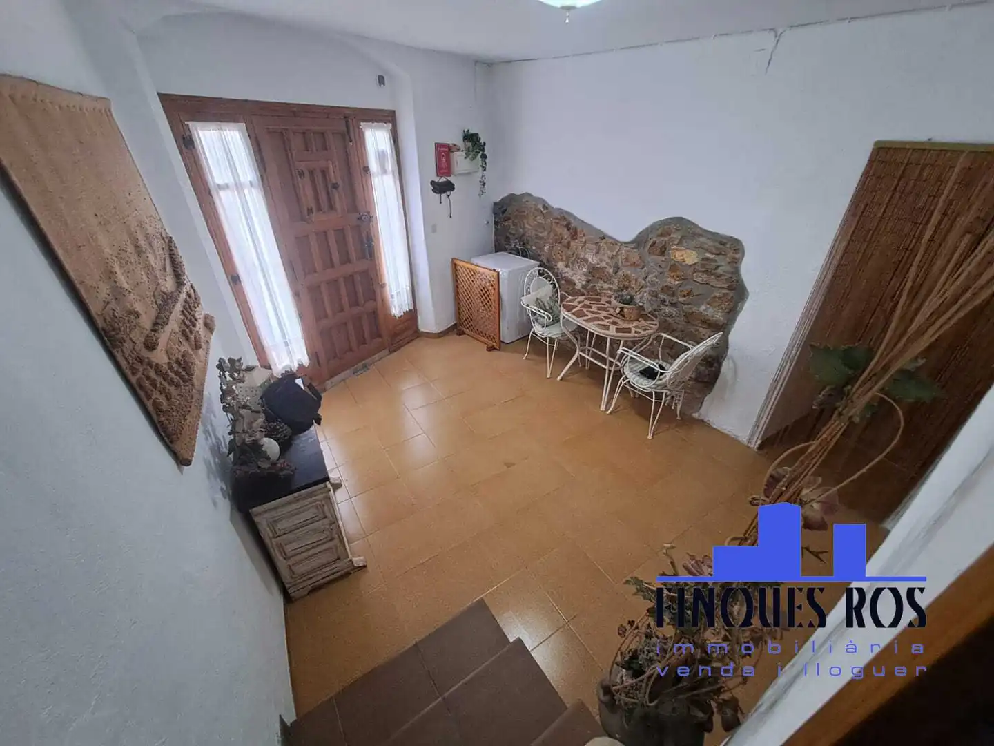 Casa adosada en venta en Traiguera con Terraza, Trastero y Amueblado