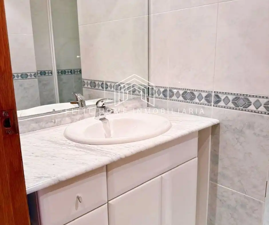 Detached homes for rent in Estación - Universidad