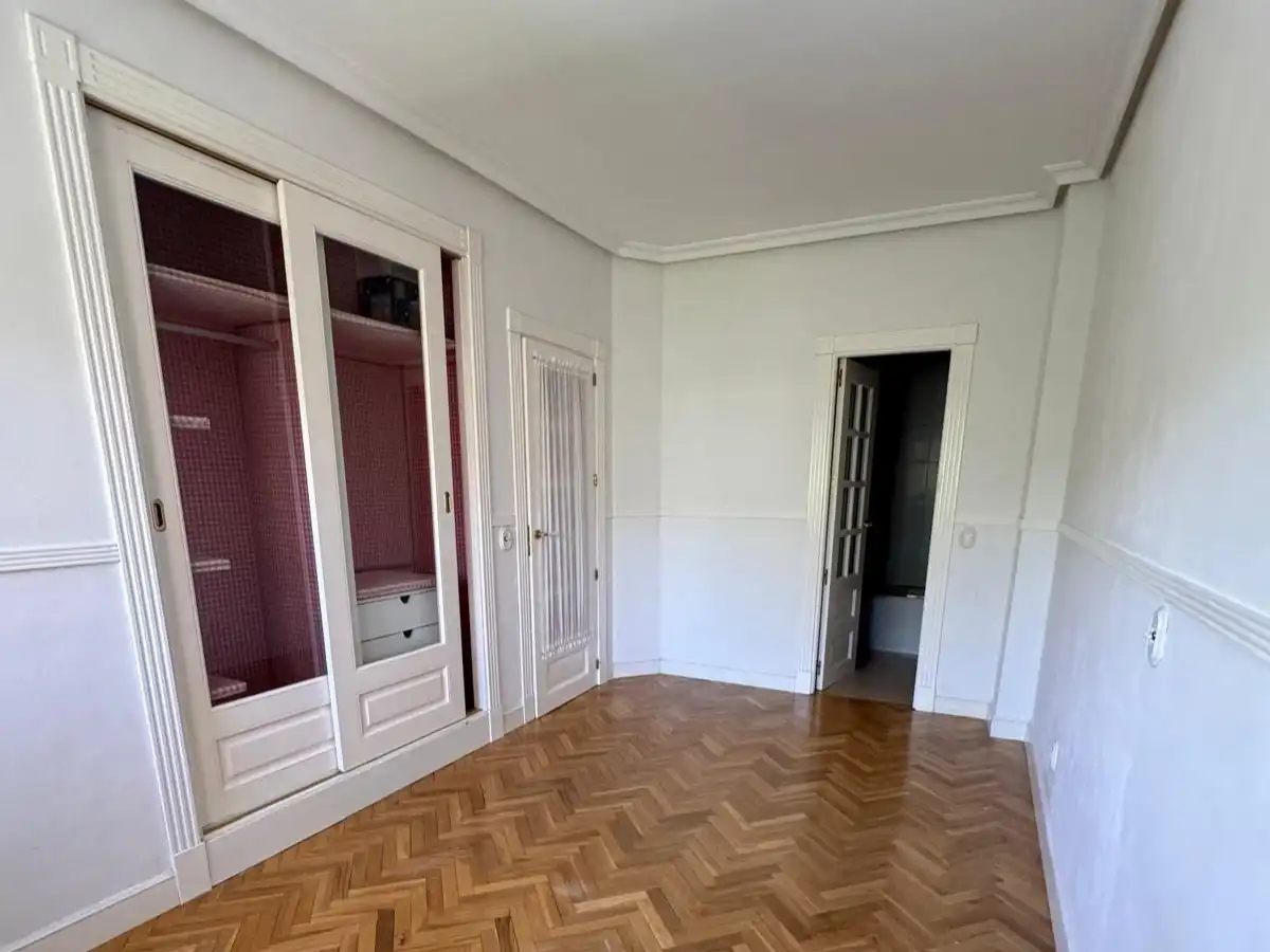 Bedroom of Detached homes for sale in Galapagar  with Air Conditioner, Heating and Private garden