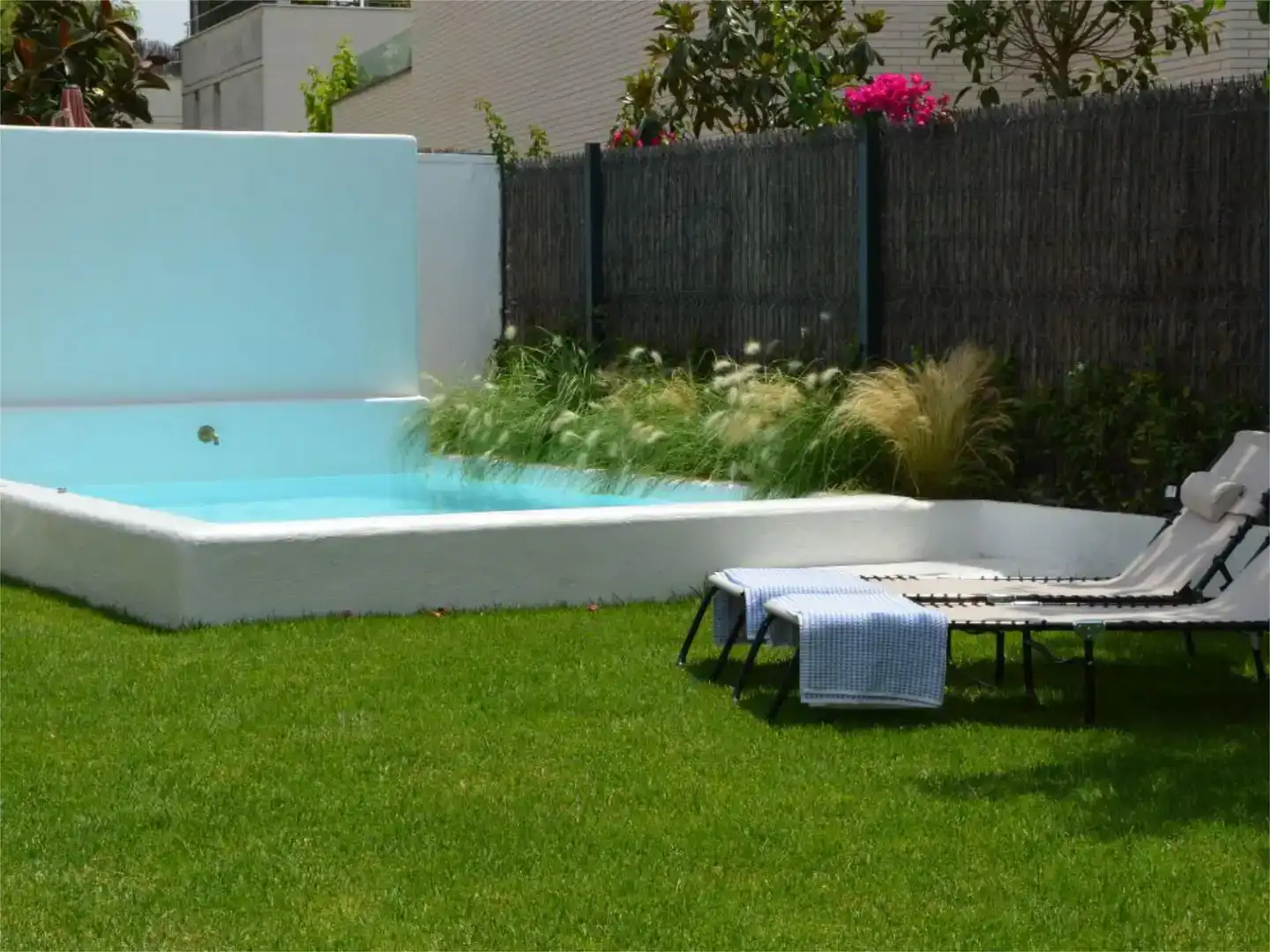 Piscina de Casa o xalet de lloguer en Castelldefels amb Aire condicionat, Jardí privat i Piscina