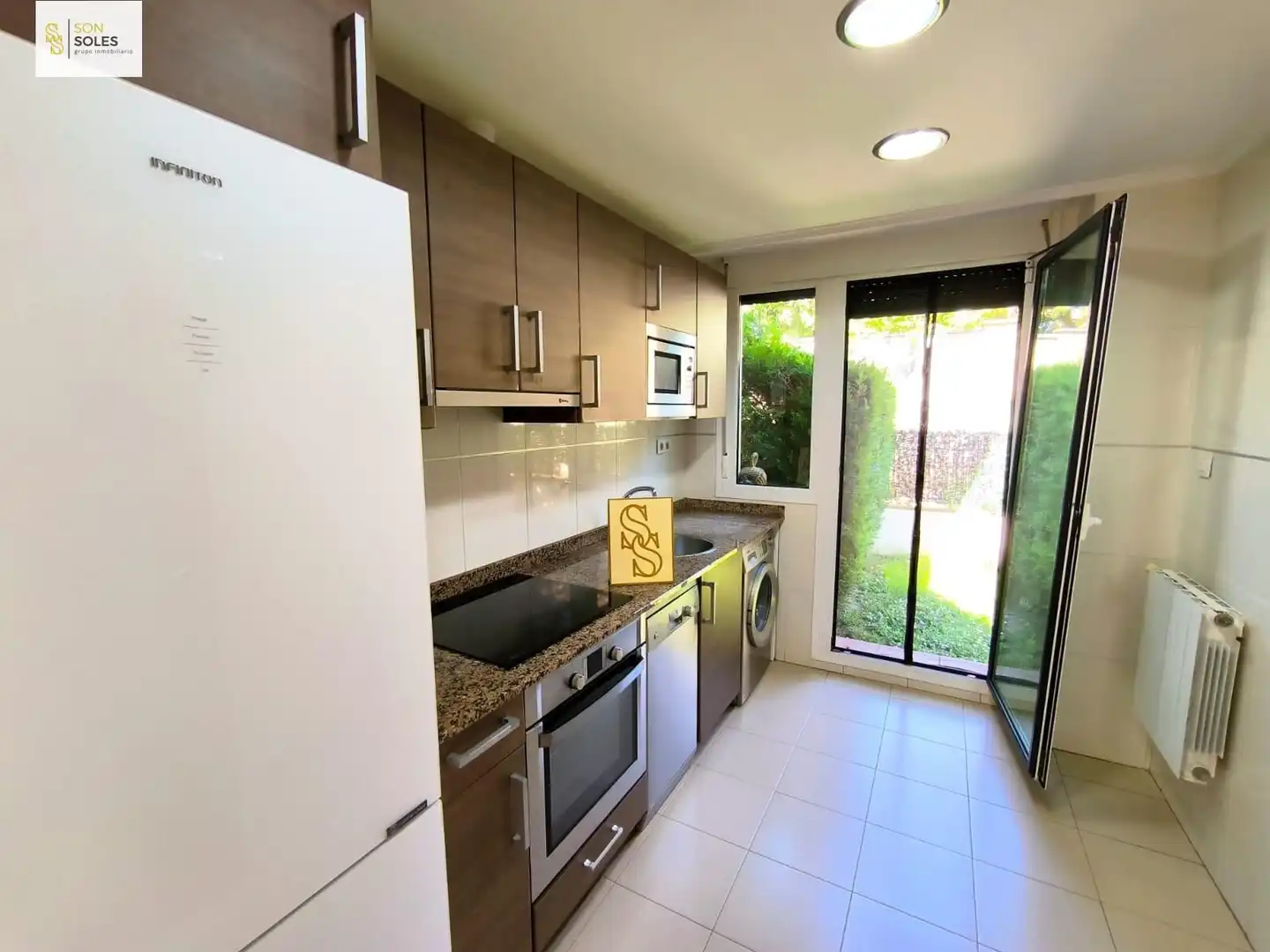 Cocina de Dúplex en venta en Santa Cruz de Bezana con Calefacción, Terraza y Alarma