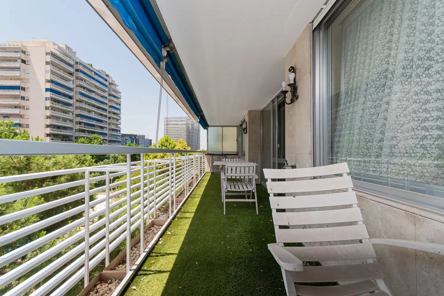 Flat with lift for sale in Ciudad Lineal