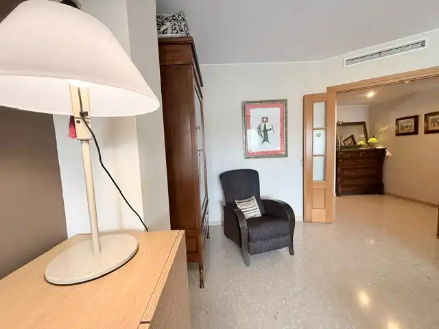 Sala de estar de Piso en venta en Castellón de la Plana / Castelló de la Plana con Calefacción y Trastero