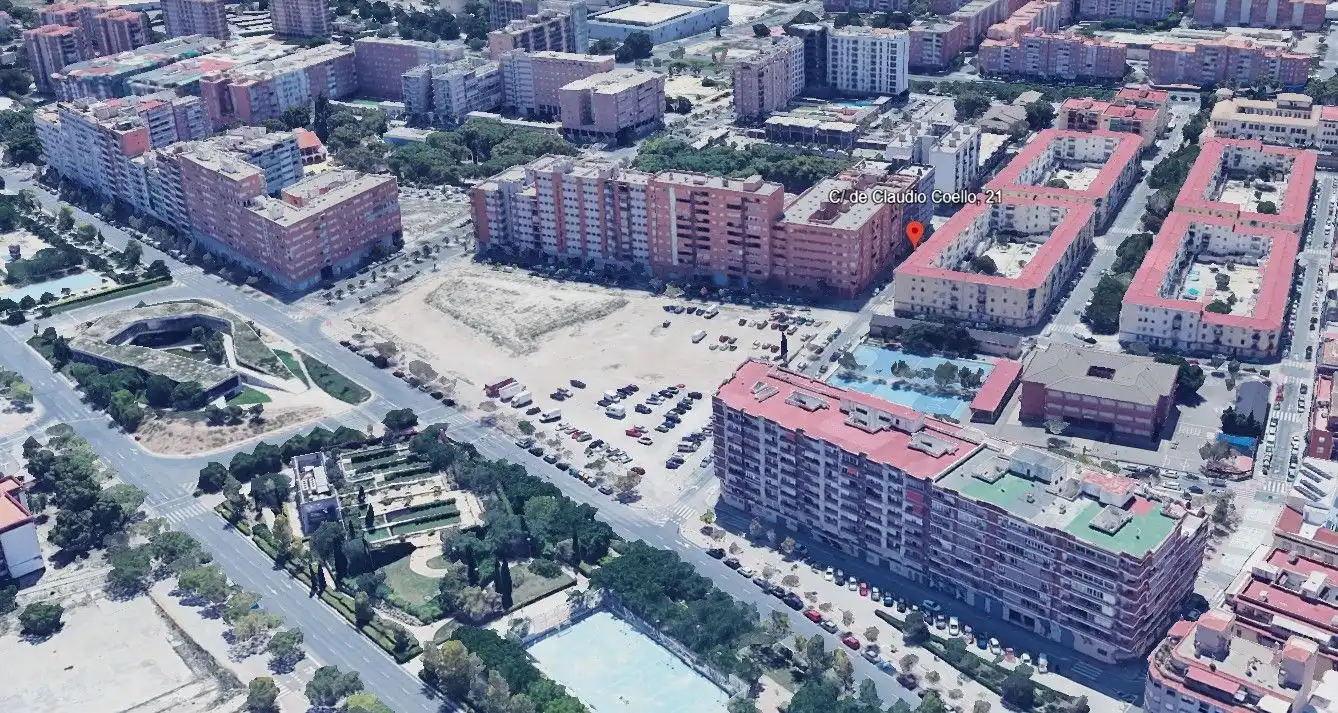 Vista exterior de Piso en venta en Alicante / Alacant