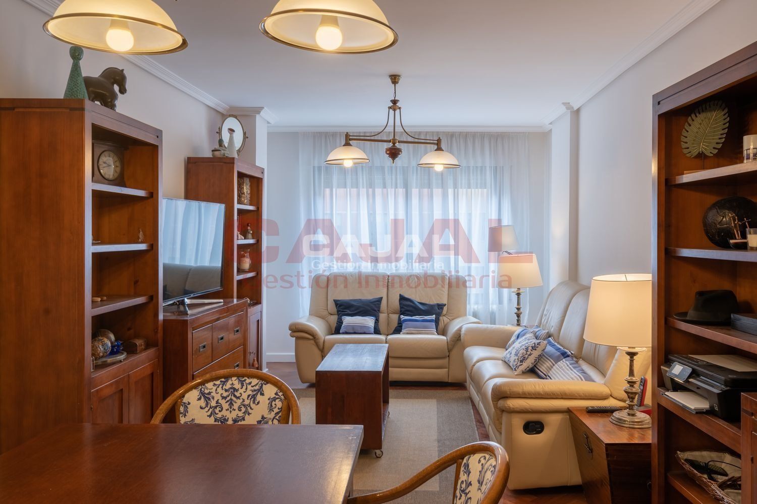 Sala d'estar de Pis de lloguer en Valladolid Capital amb Calefacció i Moblat