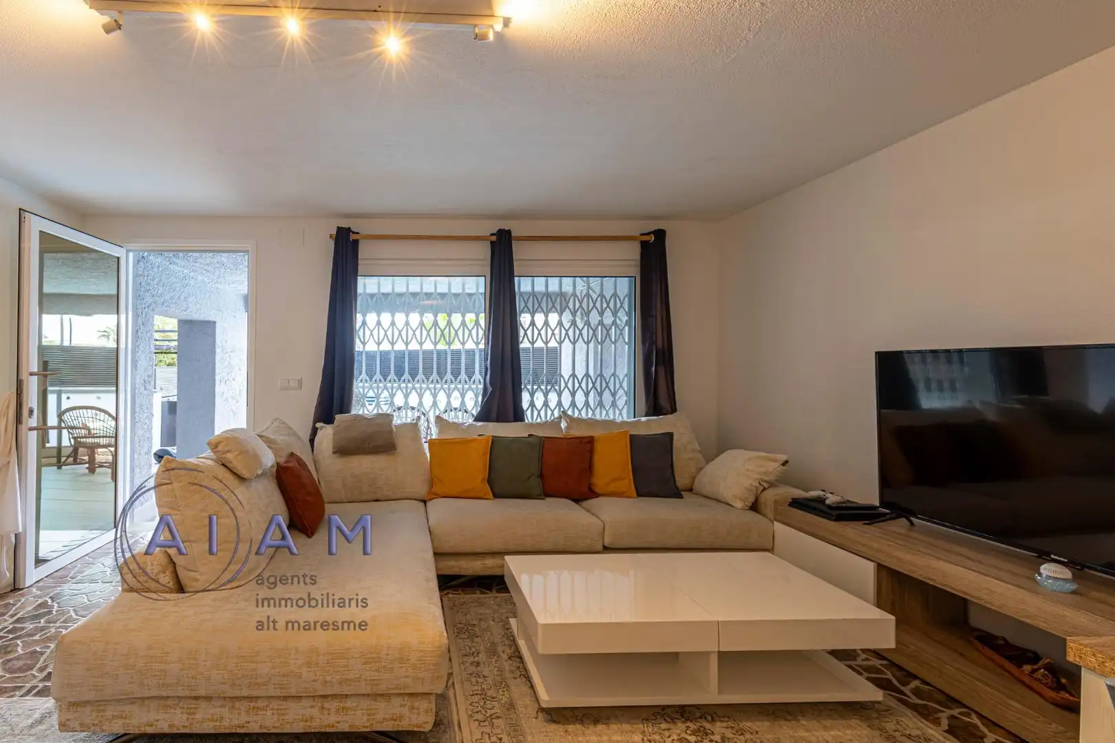 Living room of Houses for sale in Santa Susanna  with Air Conditioner, Heating and Private garden
